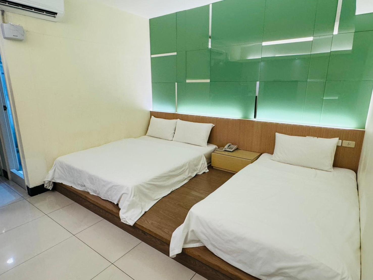 Kiwi Express Hotel - Kaohsiung Station Luaran gambar