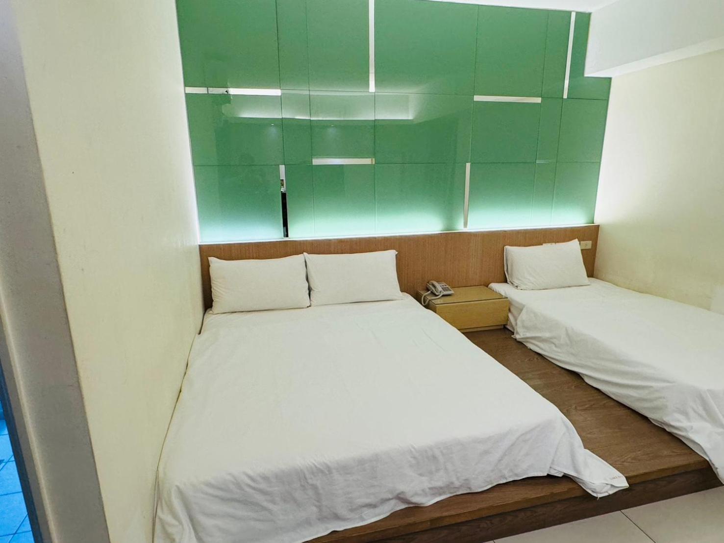 Kiwi Express Hotel - Kaohsiung Station Luaran gambar